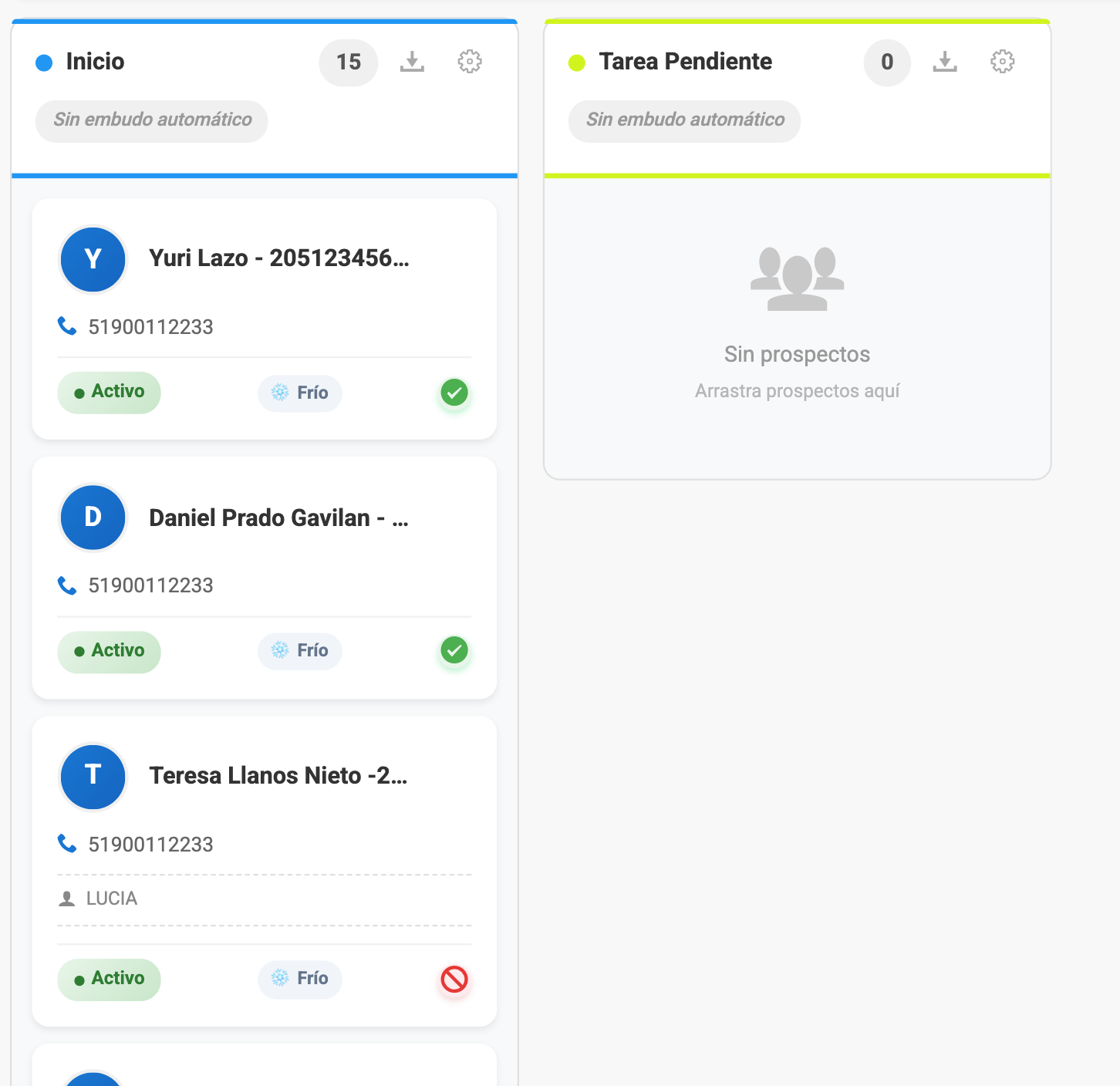 Tablero kanban de prospectos de WhatsApp con dos etapas, el contador por columna y las tarjetas de cada contacto